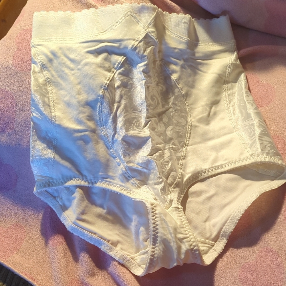 Cupid White High-Waisted Shapewear